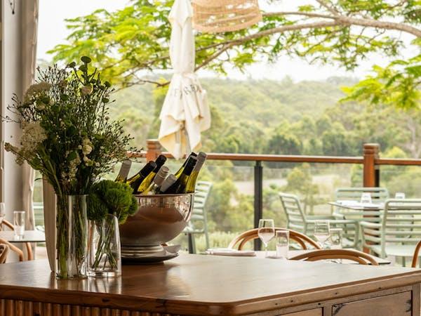 ワイナリーレストラン Tuscan Terrace での美食